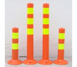 Trụ đứng dạ quang phân làn giao thông